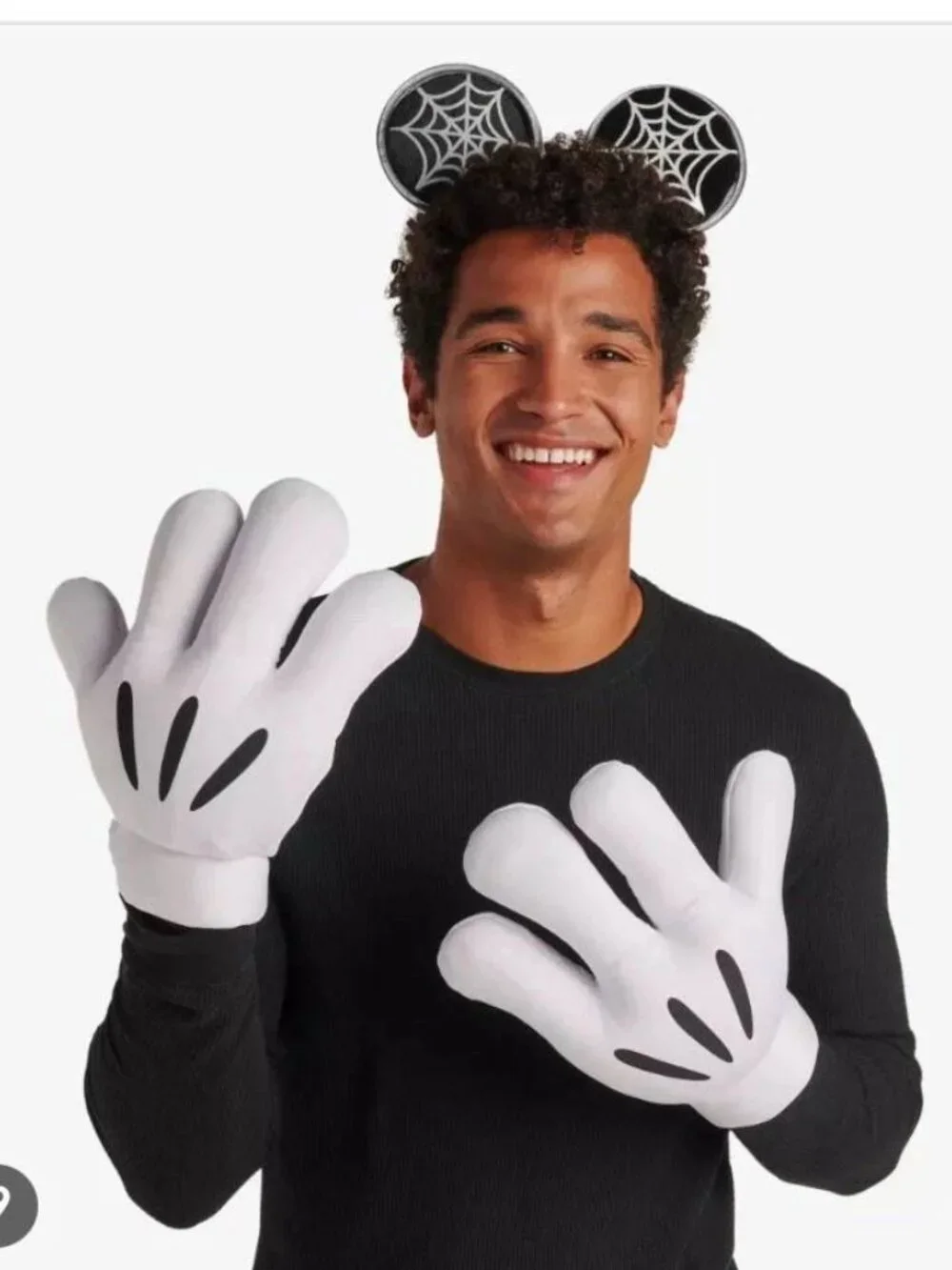 EUC DISNEY STORE LICENSED MICKEY GLOVES ONE SIZE FITS ALL